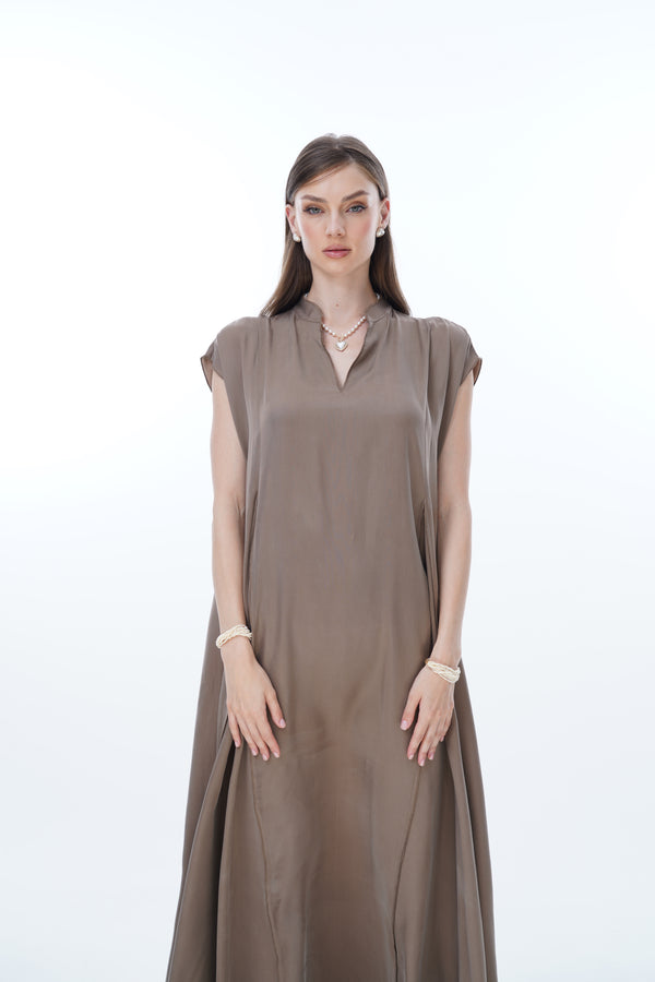 Chinese collar sleeveless dress with two panel on front and back