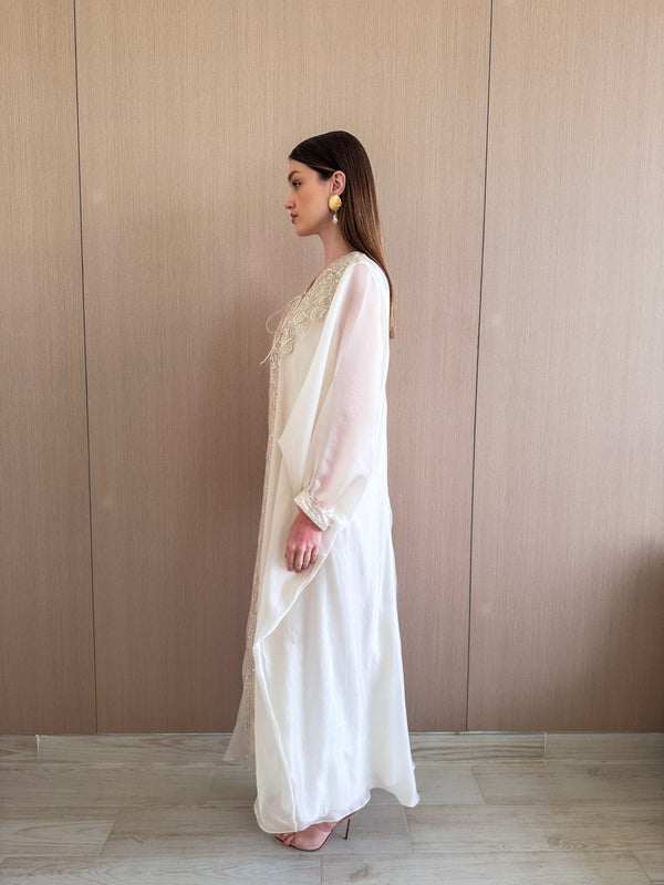 V neck kaftan with tie rope and lace on front